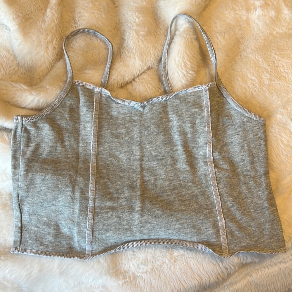 Grey tank top